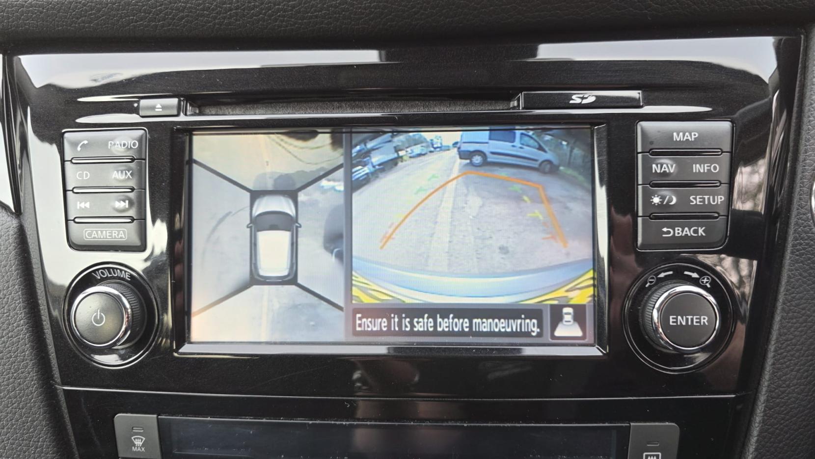 Nissan Qashqai 1.2 DIG-T N-Connecta SUV 5dr Petrol Manual 2WD Euro 6 (s/s) (115 ps)