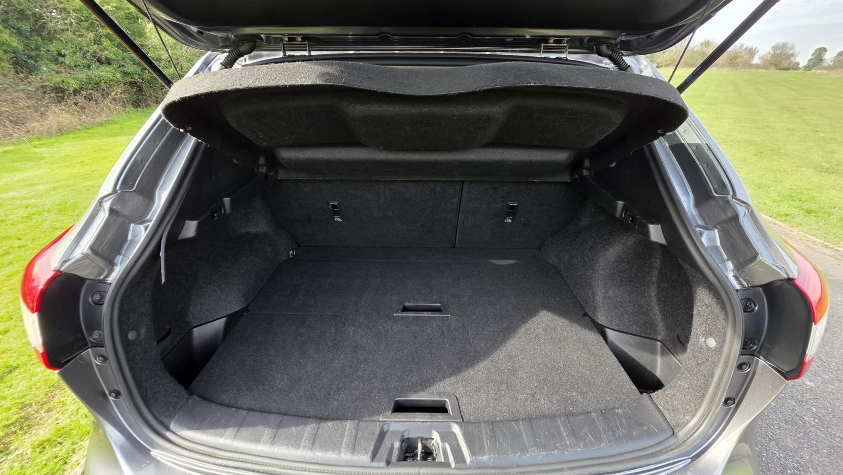 Nissan Qashqai 1.2 DIG-T N-Connecta SUV 5dr Petrol Manual 2WD Euro 6 (s/s) (115 ps)