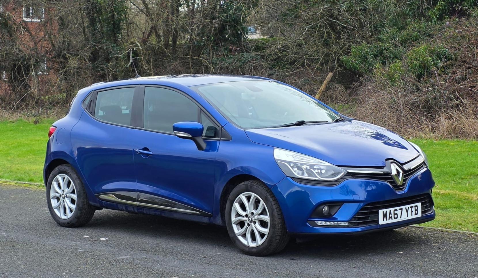 Renault Clio 1.2 16V Dynamique Nav Hatchback 5dr Petrol Manual Euro 6 (75 ps)