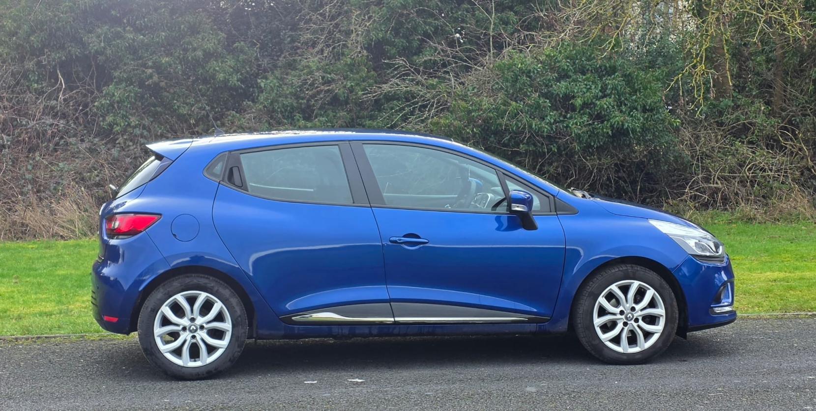 Renault Clio 1.2 16V Dynamique Nav Hatchback 5dr Petrol Manual Euro 6 (75 ps)