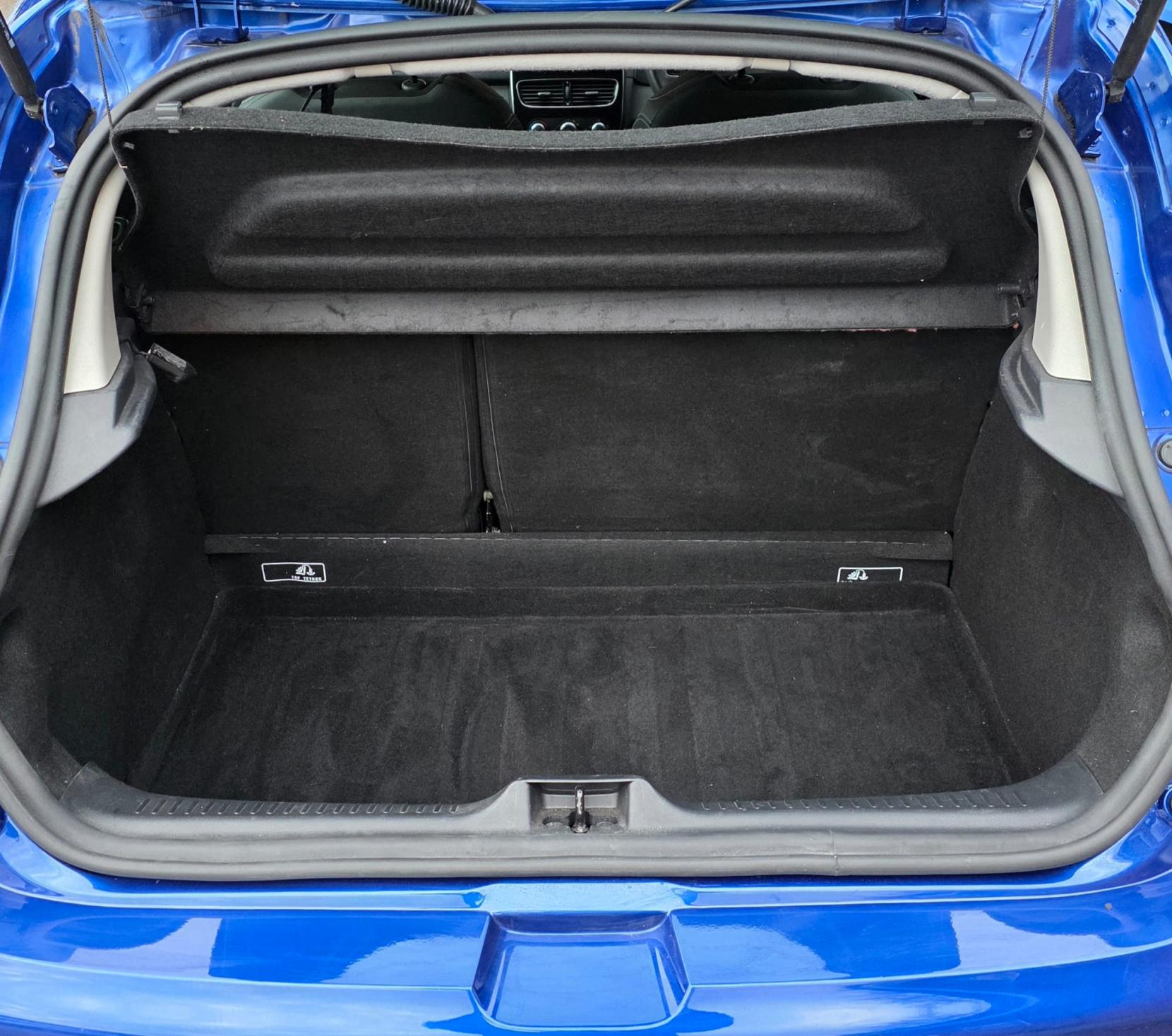 Renault Clio 1.2 16V Dynamique Nav Hatchback 5dr Petrol Manual Euro 6 (75 ps)