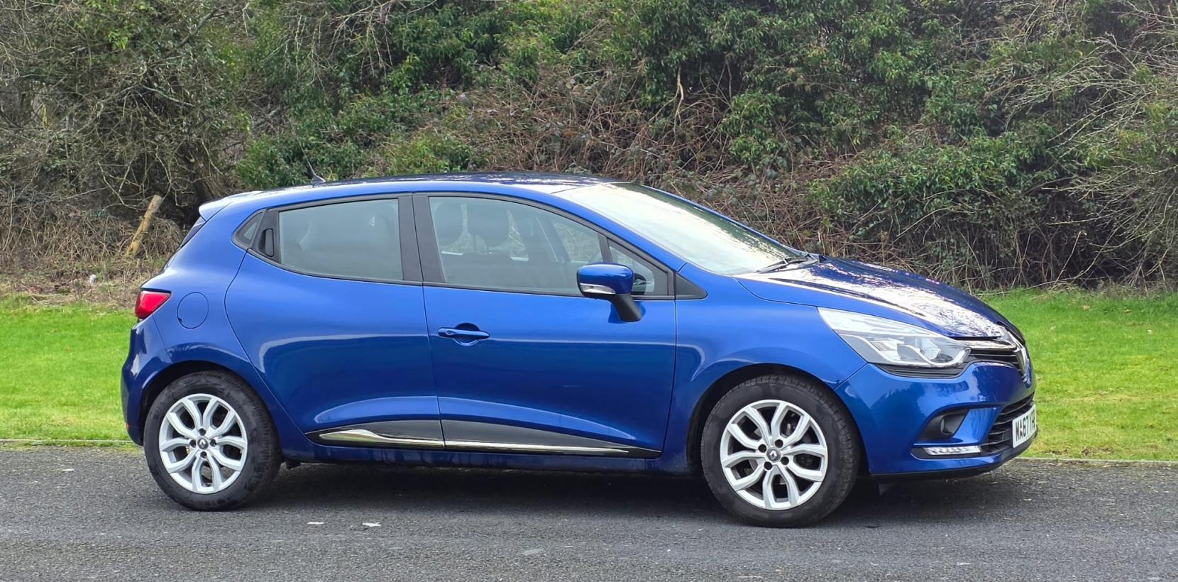 Renault Clio 1.2 16V Dynamique Nav Hatchback 5dr Petrol Manual Euro 6 (75 ps)