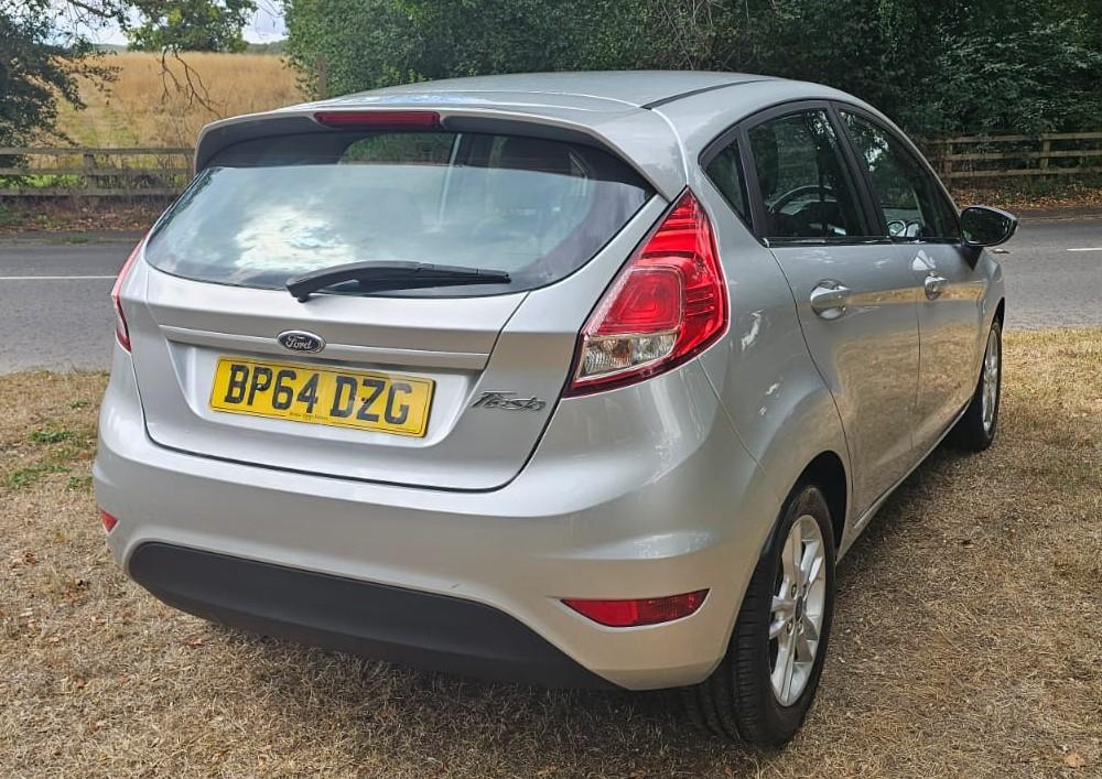 Ford Fiesta 1.25 Zetec Hatchback 5dr Petrol Manual Euro 5 (82 ps)