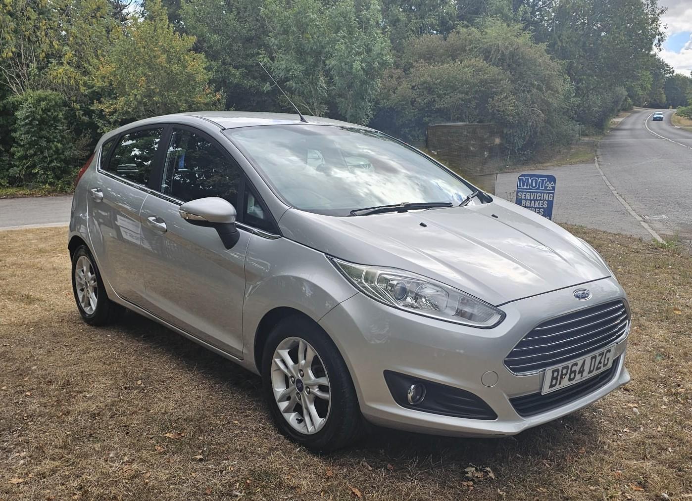 Ford Fiesta 1.25 Zetec Hatchback 5dr Petrol Manual Euro 5 (82 ps)