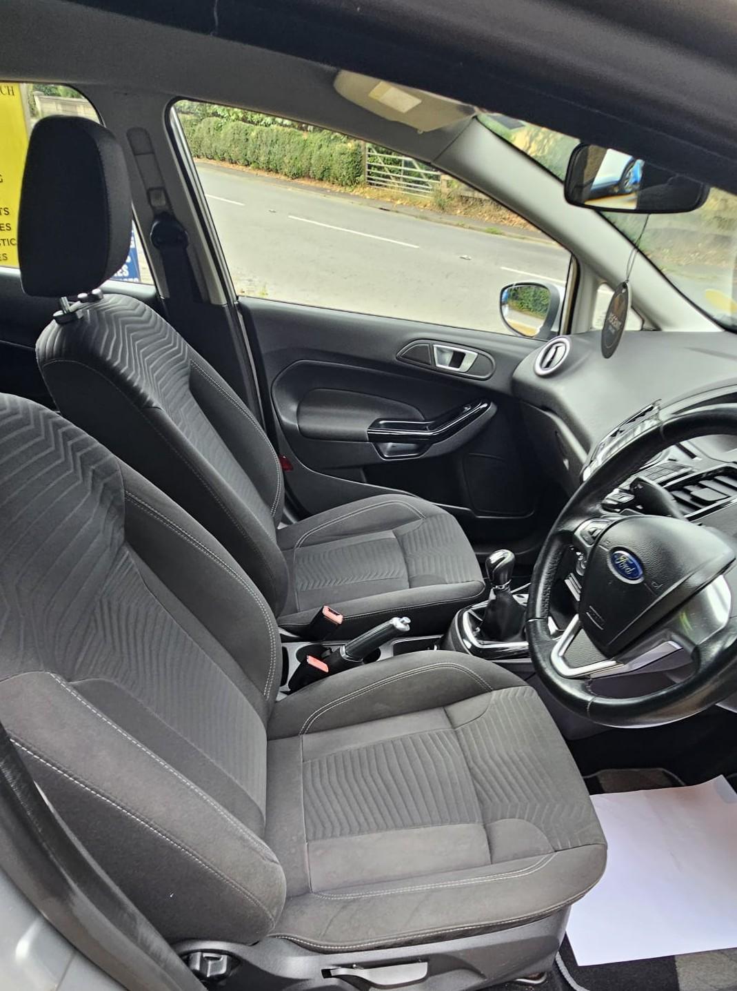 Ford Fiesta 1.25 Zetec Hatchback 5dr Petrol Manual Euro 5 (82 ps)