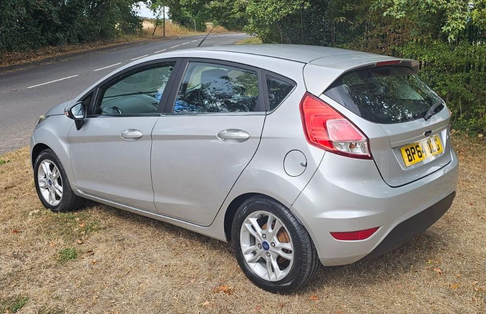 Ford Fiesta 1.25 Zetec Hatchback 5dr Petrol Manual Euro 5 (82 ps)
